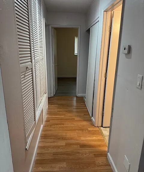 2117 Manzanita Way #B — Photo 1