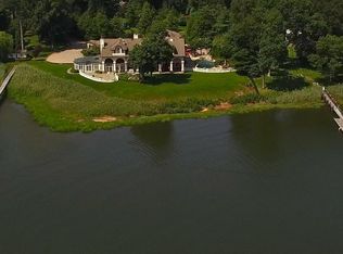 112 Hartshorne Rd, Rumson, NJ 07748