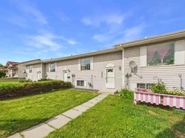 4412 S 47th Ave, Sylvan Lake, AB T4S 1P1