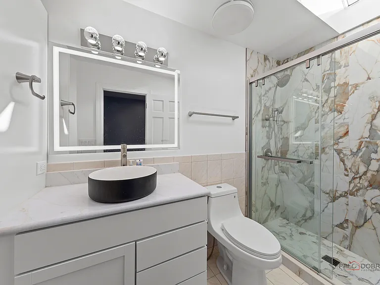 14 Pentwater Dr — Photo 27
