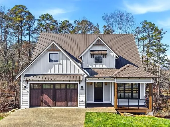 202 Westridge Farm Rd, Asheville, NC 28804