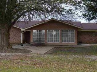 900 Highway 880, Oak Grove, LA 71263