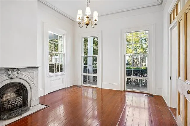 3 bed, 3.0 bath, 2500 sqft, $4,000 — Photo 4