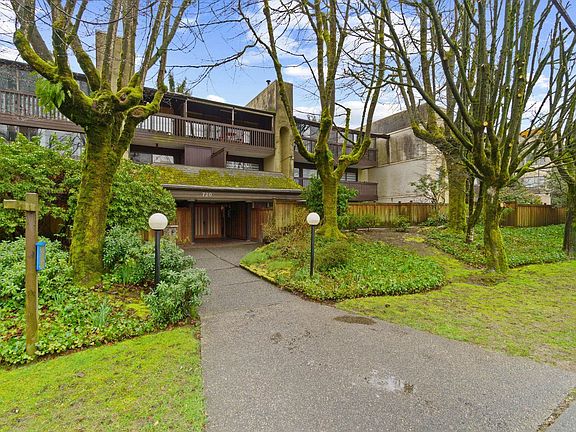 2nd image of 720 8th Ave #304