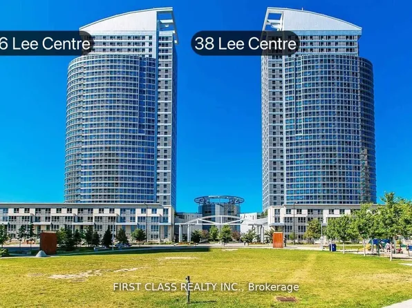 38 Lee Centre Dr, Toronto, ON
