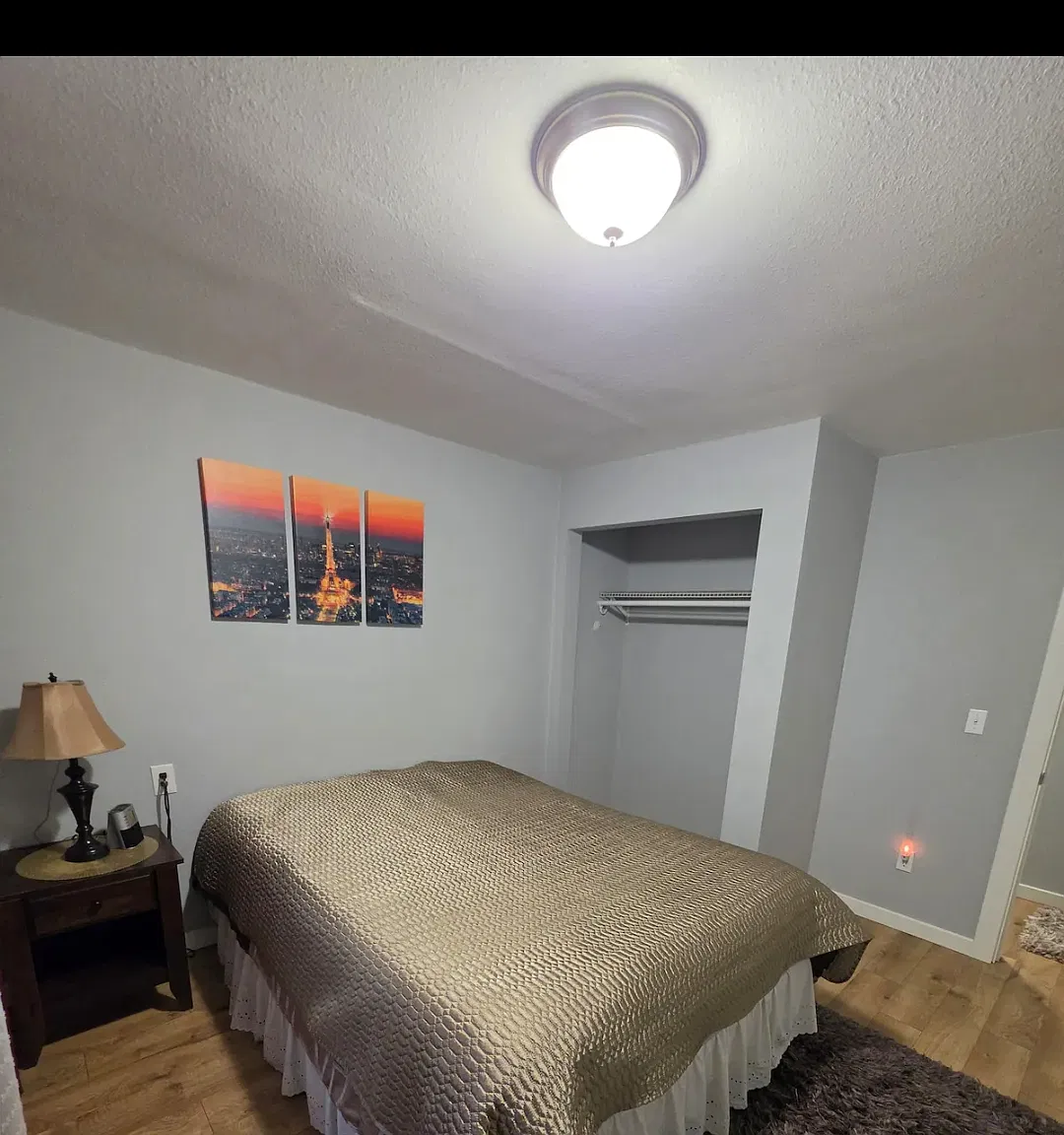 3 bed, 1700 sqft, $2,500 — Photo 2