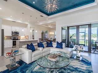 209 Jung Blvd E, Naples, FL 34120
