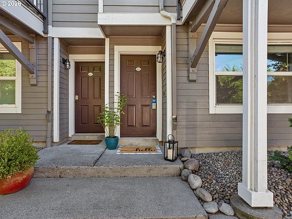 4th image of 1520 SE Cutter Ln