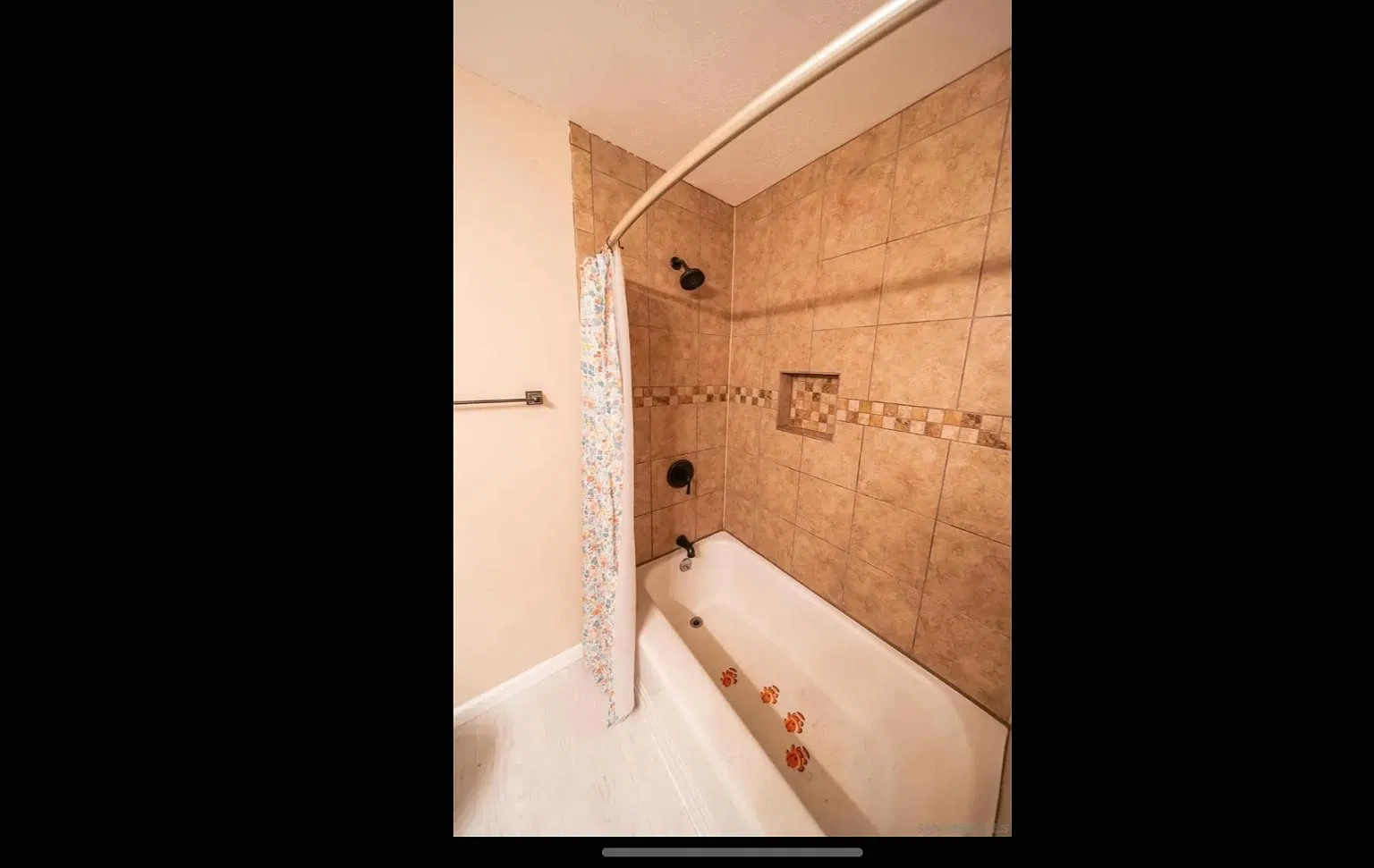 309 N Sanders St — Photo 4