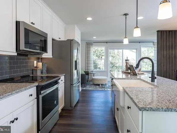 42 Nymph Rd, Inwood, WV 25428