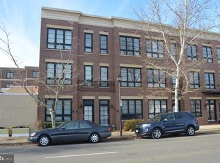 708 N Henry St, Alexandria, VA 22314
