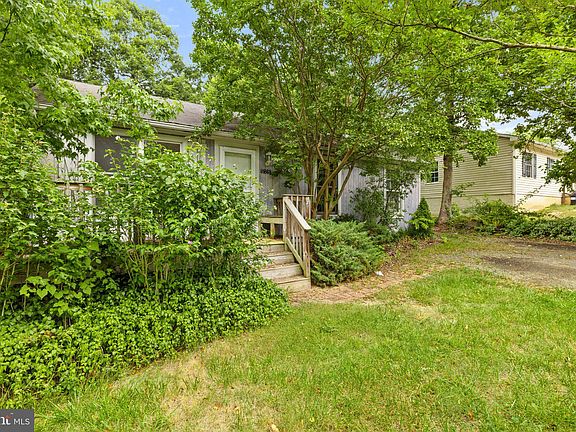 2nd image of 12281 Piney Ln