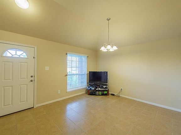 4th image of 19427 Aventine Plantation Dr