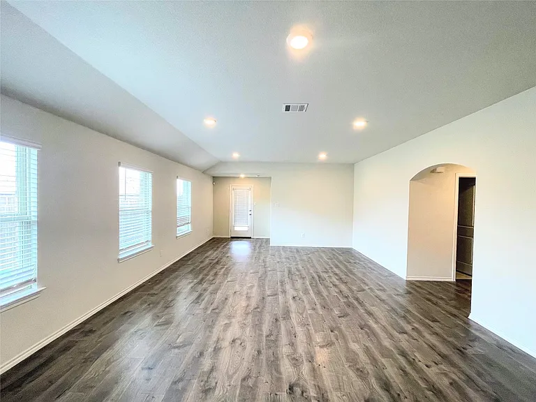 808 Community Way — Photo 7
