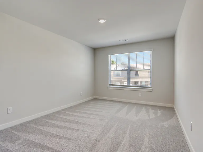 656 Birdie Dr — Photo 21