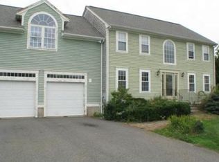 185 Rosewood Rd, Somerset, MA 02726