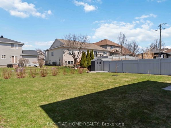 44 Moe Robillard St, Arnprior, ON K7S 0C2