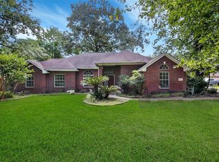 810 Fairbanks Dr, Magnolia, TX 77354