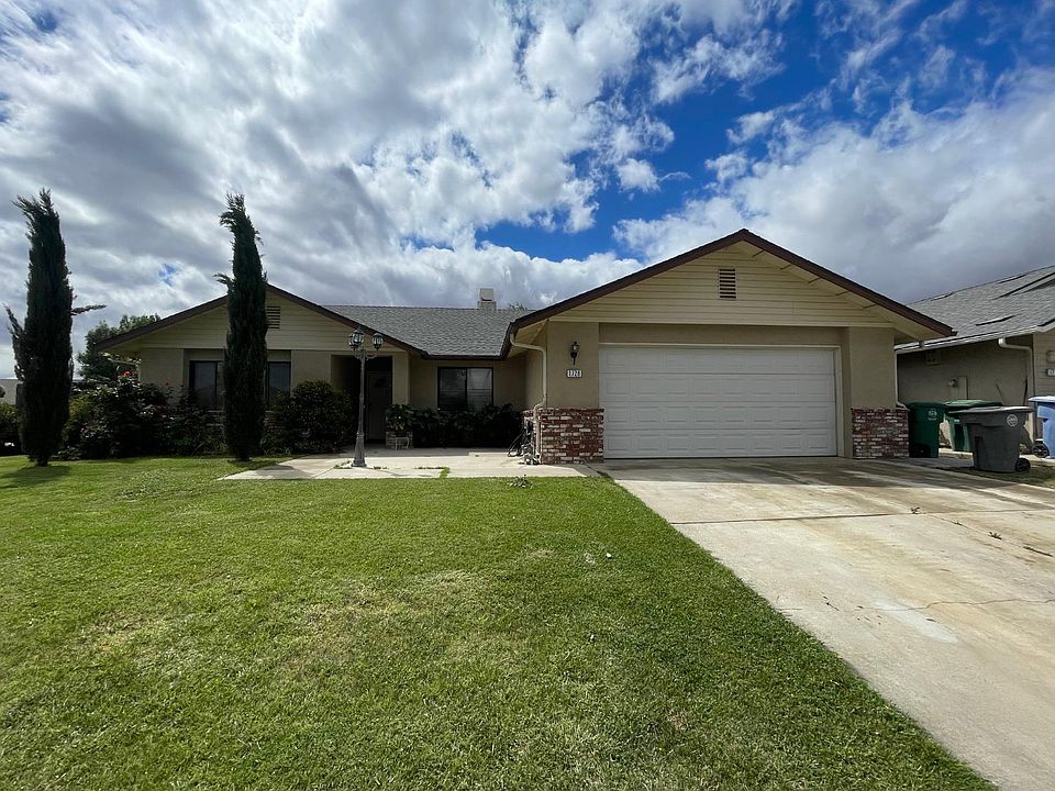 1st image of 1728 Saltbrush Ave