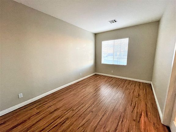 3rd image of 10657 Cliff Mountain Ave