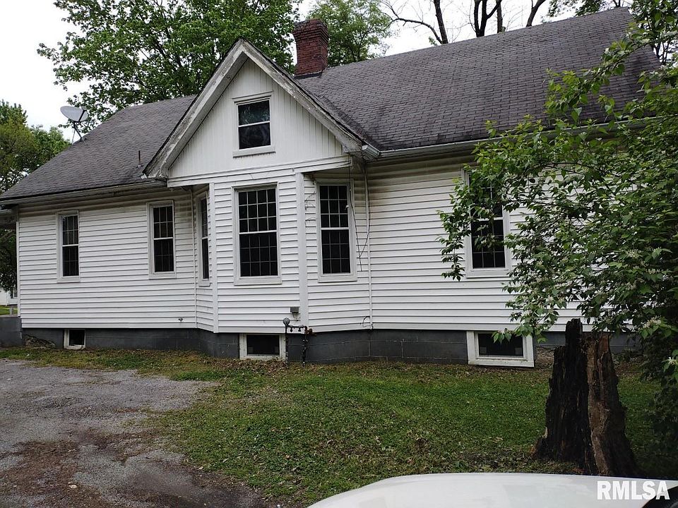 2nd image of 205 Lincoln St