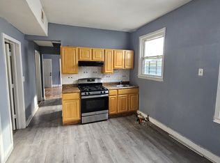 316 S 19th St #2B, Newark, NJ 07103