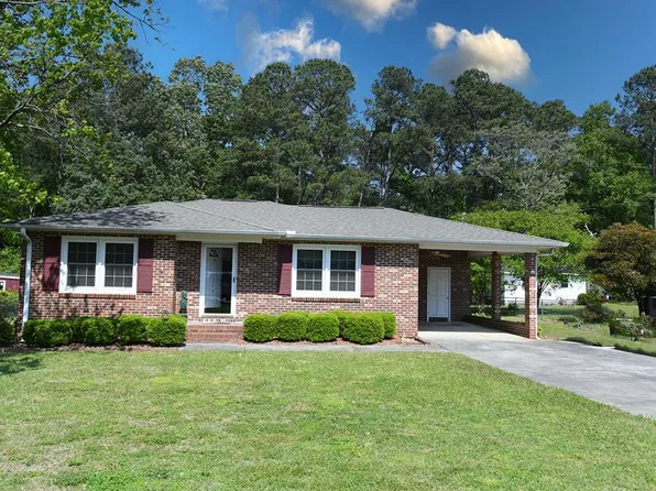 128 Allison Dr, Greenwood, SC 29649