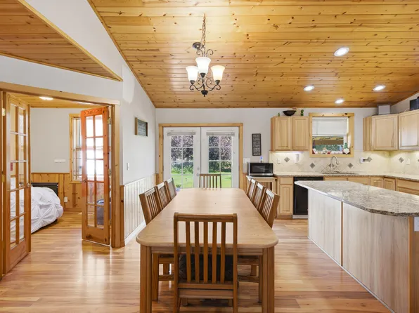 15956 Mountain View Ln, La Pine, OR 97739