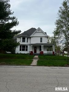 524 E 2nd Ave, Monmouth, IL, 61462