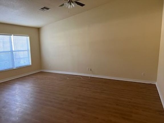 2nd image of 10270 N Empress Cir