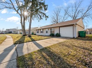 428 Berkshire Ave, Romeoville, IL 60446