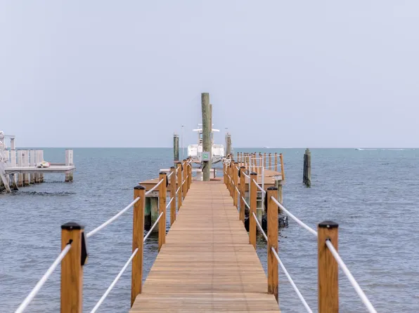 50 Schooner Bay Rd, Plantation Key, FL 33036