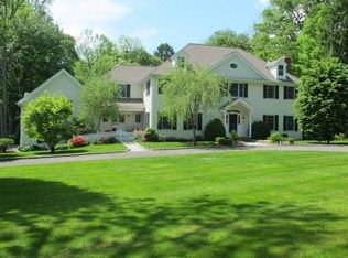 264 Ponus Rdg, New Canaan, CT 06840