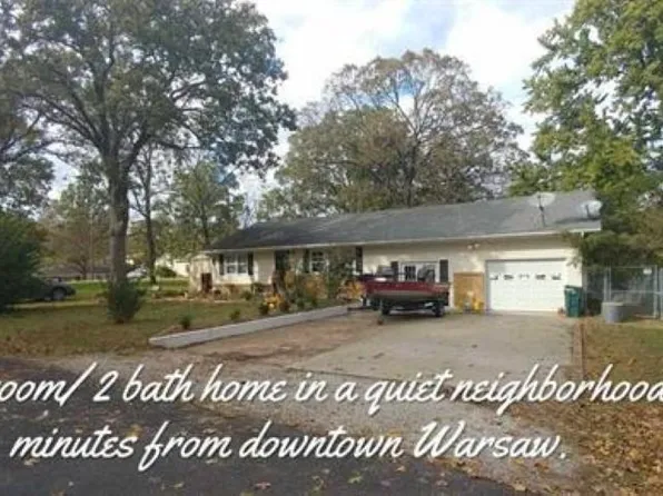 814 Sycamore Dr, Warsaw, MO 65355