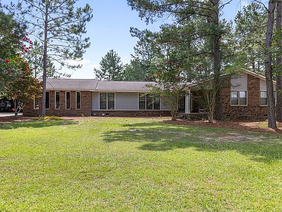 2nd image of 3825 Plantation Ln