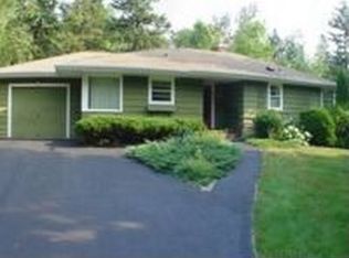 312 Ridgewood Rd, Duluth, MN 55804