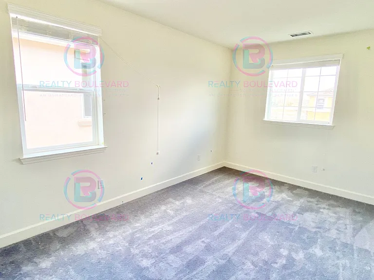 1127 Winter Hawk Way — Photo 13