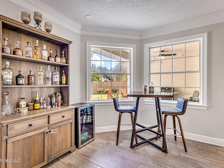 15336 Lakeview Ct — Photo 12