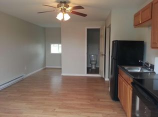 9359 Route 9w, Athens, NY 12015