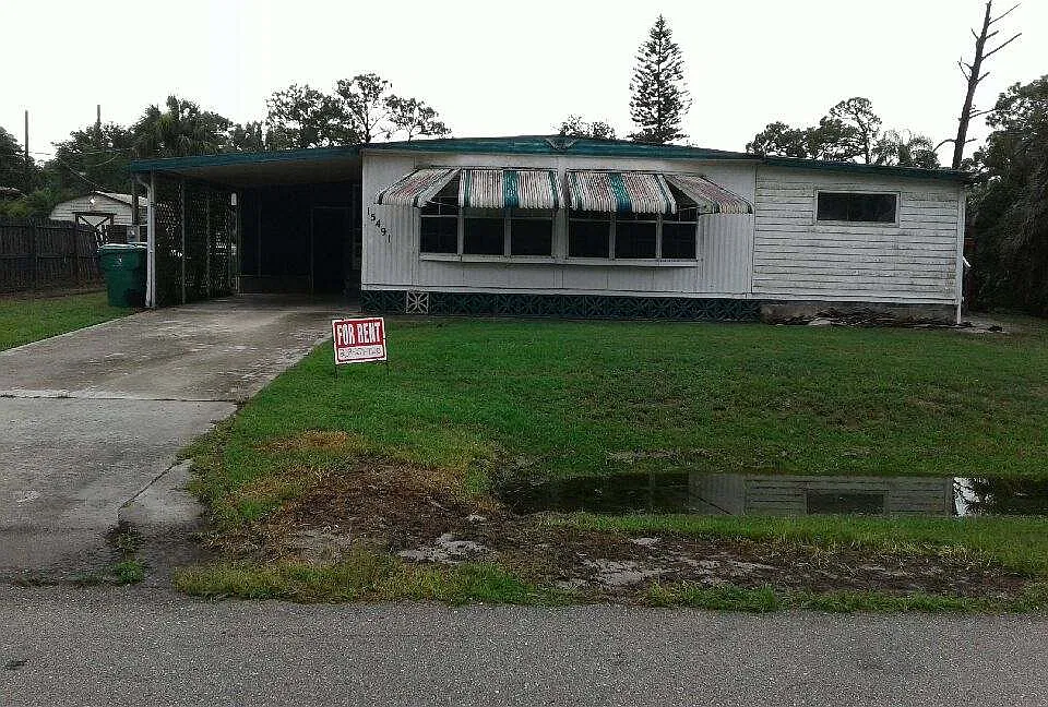3 bed, 1300 sqft, $1,299 — Photo 1