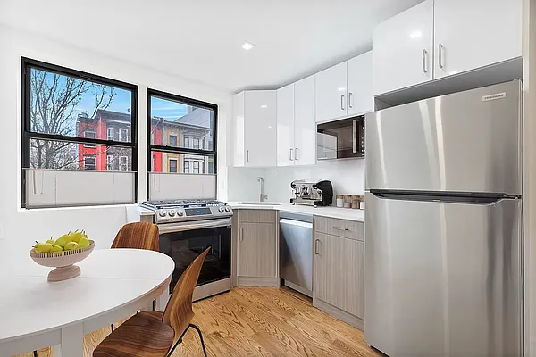 Rented by BMB Living Inc | media 17