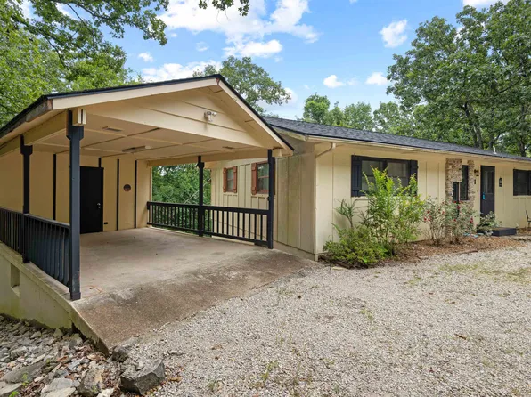 1 Boanna Dr, Cherokee Village, AR 72529