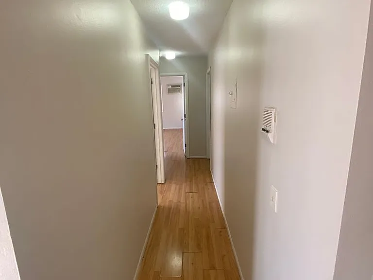 1314 W 28th St — Photo 5