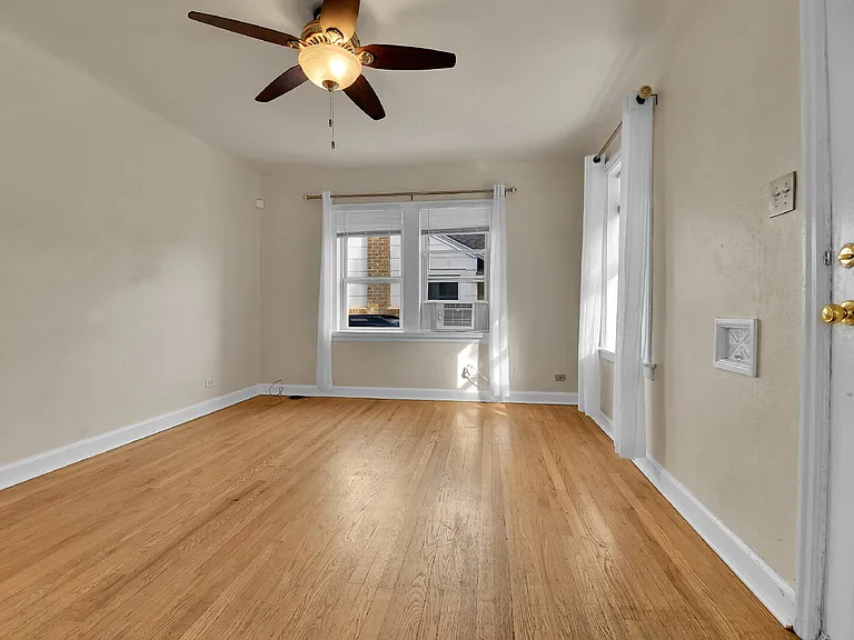 2245 S Franklin St — Photo 6
