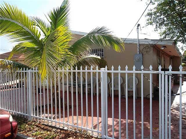 2nd image of 8037 NW 36th Ct