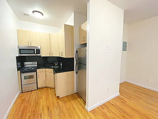 Rented by Rachel Realty | media 1