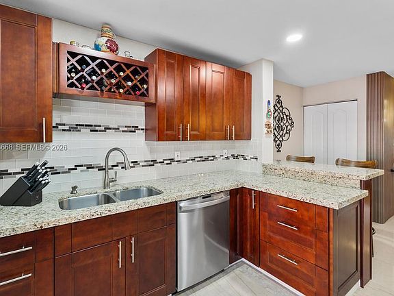 5th image of 10951 W Okeechobee Rd Unit 101