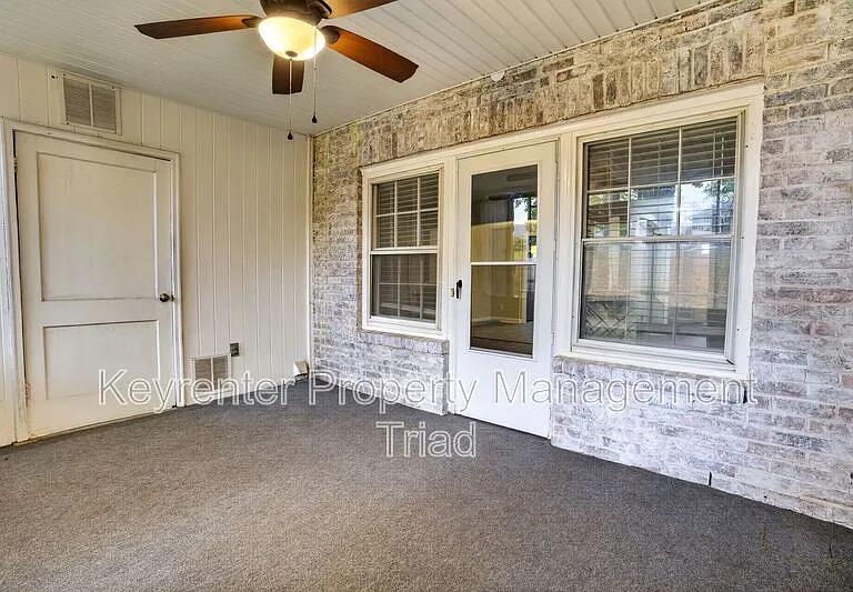 2317 Patriot Way #C — Photo 29