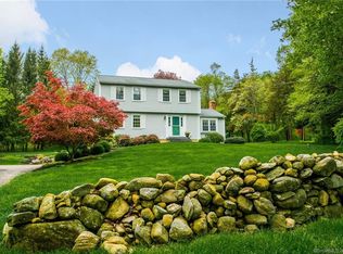 76 Nortontown Rd, Guilford, CT 06437