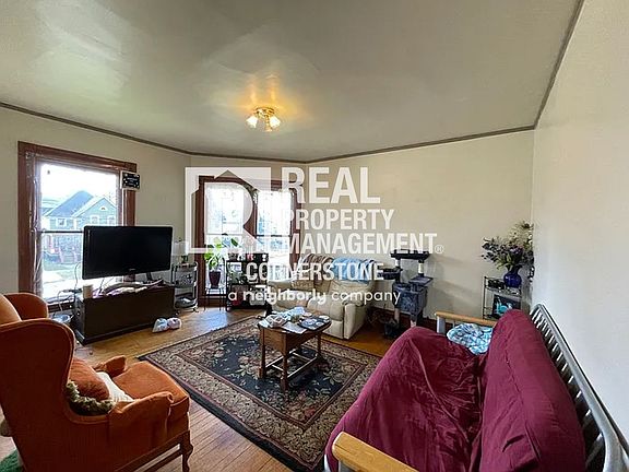 5th image of 808 W Kalamazoo Ave APT 3